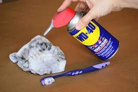 Car Grease Is A Common Stain That Develops On Clothing When You Or A Family Member Is Changing The Oil Or Performing Do It Y Oil Stains Cleaning Hacks Cleaning