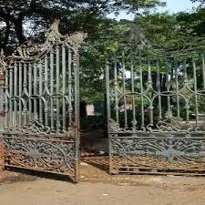 Horniman Circle Garden At Fort To Usher ...