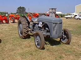 Antique Ferguson Tractor Ferguson Te 20 Tractorshed Com