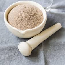 Le Rhassoul Une Poudre Naturelle Anti Cheveux Gras Rhassoul Cheveux Laver Les Cheveux Rhassoul