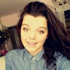 Elizabeth Randle's Instagram, Twitter & Facebook