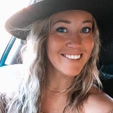 Kyla Davidson's Instagram, Twitter & Facebook