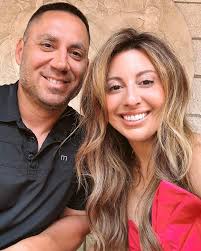 Amy Hafner's Instagram, Twitter & Facebook