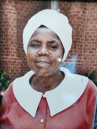 Tamara Benson Chambakata a teacher at Choma Secondary School has died. She  passed away
