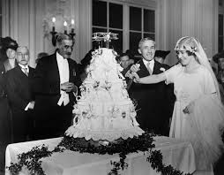 There's a reason why it's placed cake stand in solid metal or pryamid | etsy. How Wedding Cakes Have Changed Over 100 Years 100 Years Of Wedding Cake Trends