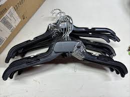 Lot of 20 Black Plastic Retail Hangers Swivel Hook Notched Durable Heavy  Duty