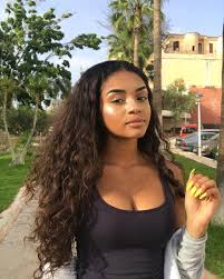 Kenza boutrif is a british social media star who has gained popularity through her @6kenza named instagram handle. 231 5k Followers 53 Following 153 Posts See Instagram Photos And Videos From Kenza Boutrif 6kenza Curly Hair Styles Hair Styles Black Curly Hair