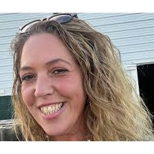 Elizabeth Kappus's Instagram, Twitter & Facebook