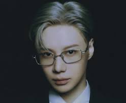 aespa's Karina turns heads in Madrid with stunning short-hair visuals