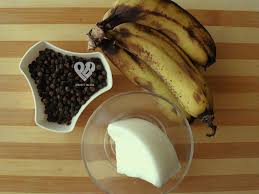 Diminishes split finishes, adding versatility and reasonability. Banana Hair Mask For Dandruff Banana Hair Spa At Home Peppy Blog