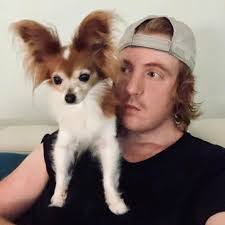 Bought a Bow for 17 Div. Realized more dps is only possible with respec and  set the Bow to sell for 25 Div, since it was quite a good one. That was