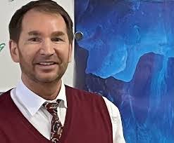 Divya Bharadwaj's Instagram, Twitter & Facebook