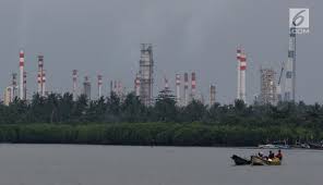 Sejumlah perusahaan menyatakan minat untuk menggarap pembangunan kilang rdmp cilacap bersama pt pertamina (persero). Foto Menyusuri Kilang Minyak Cilacap Pemasok Terbesar Bbm Di Pulau Jawa Bisnis Liputan6 Com