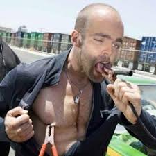 Stream Narrische Schwammerl (185-219) by Curandero