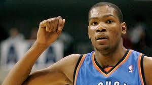 Kevin Durant se ofrece para jugar en el Unicaja por 750.000 € al mes