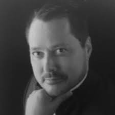 Erin Sampson (@ErinEmsampson12)