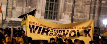 Modernen nationalismus blickt, eignet sie sich, von diesem aus. Nationalismus Was Das Volk Von Der Nation Unterscheid Kultur Sz De