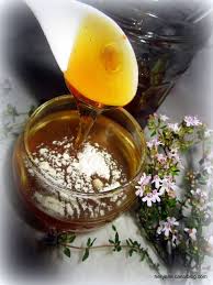 Tisane Infusion Au Thym Avec De La Cramaillote Ou Du Sirop De Gingembre Et De La Poudre De Baobab Passiflore Passion D Hellyane Sirop Gingembre Thym Infusion De Thym