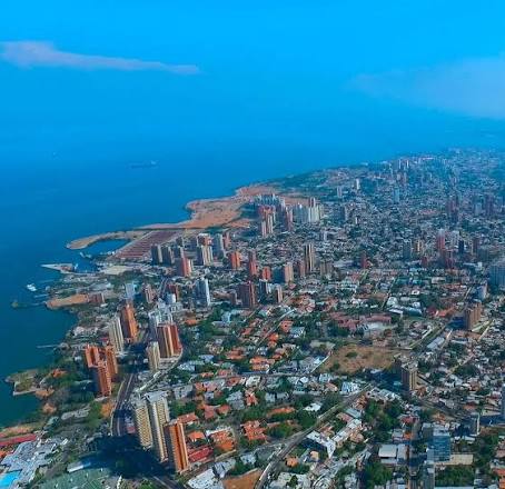 😯Maracaibo y su Lago 🇻🇪 Desde el infinito cielo