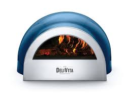 Using nothing more than common, inexpensive building materials like concrete block, fire brick and mortar, this wood fired pizza oven could turn out crispy, gorgeous pizza pies in about 4 to 5 minutes. Delivita Wood Fired Pizza Oven The Pizza Oven Store
