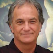 名前。生年。死亡年。「Find a Grave」 メモリアル