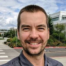 Makana Roh's Instagram, Twitter & Facebook