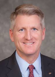 Olen Hunter Leads New Truck Sales as Executive Vice President