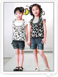    2015 Costumes images?q=tbn:ANd9GcS