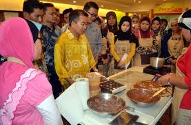 But the cocoa tree needs shade, especially when it is young. Malaysian Cocoa Board Hopes To Revive Cocoa Plantation Industry