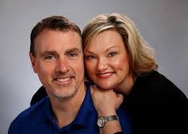 Linda Greco's Instagram, Twitter & Facebook