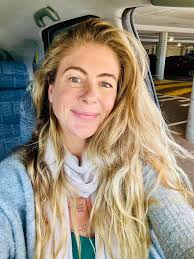 I am calm. I am balanced. I am strong. 📷 In The Flow Photography, Emily  McGrath Makeup Artist ❤️ • • • • • #calm #balanced #strong #iam  #photography #yoga #yogaphotography #photographer #