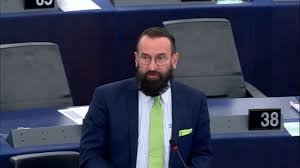 Szájer józsef úgy véli, trócsányi lászlót azért támadják, mert ő dolgozta ki azokat a jogszabályokat, amelyeknek köszönhetően magyarország sikeresen meg tudta állítani a tömeges illegális bevándorlást. Szajer Jozsef Hazugsag Hogy Magyarorszag Veszelyezteti A Jogallamisagot Echo Tv Youtube