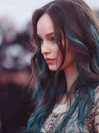 Braune Haare Mit Teal Highlights Haarfarben Blaue Haare Coole Frisuren