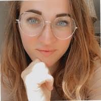 100+ 'Scarlett' profiles