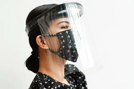 Jika semua memakai masker, semua orang saling melindungi. 4 Cara Tetap Keren Walau Pakai Masker Seharian