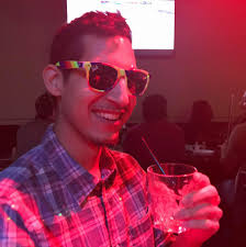 Is the phrase "heads up" written as heads up or heads-up?