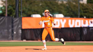 Highlight: No. 9 Tennessee takes down Missouri on the road