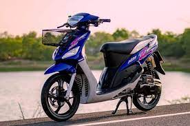 Bisa dibilang agak jarang menemukan modifikasi mio m3, namun kali ini lumayan unik. Nostalgia Modifikasi Yamaha Mio Tampang Simpel Tapi Partnya Berkelas Gridoto Com