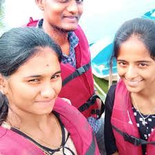 Anna Arun's Instagram, Twitter & Facebook