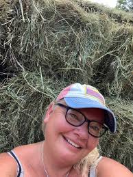 We went to Riverton to help Randy haul some hay.