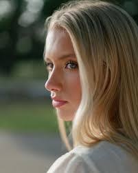 Briana Nolan's Instagram, Twitter & Facebook