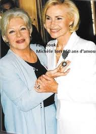 Pour le reste, elle râle tout le temps, elle a peur de vieillir. Extrait Du Discours De Line Renaud A Michele Torr 50 Ans D Amour Facebook