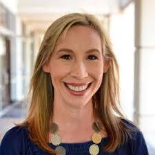 Tara Henning's Instagram, Twitter & Facebook