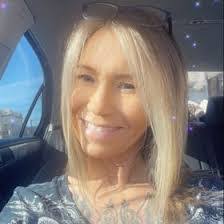 Emily Bunn's Instagram, Twitter & Facebook