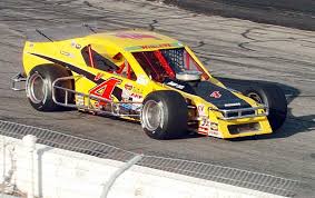 Both tours feature traditional dates at some of the premier short tracks and speedways on the east coast. Whelen Modified Tour Returns To Thompson In Midst Of Busy Stretch Nascar Race Cars Vintage Race Car Race Cars
