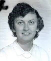 Elsie Hatfield's Instagram, Twitter & Facebook