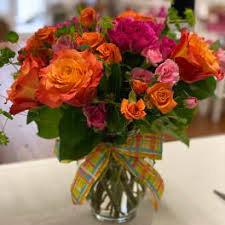 As one of the miami florida area's premier florists, trias flowers has been offering and delivering the so the next time you need flowers for a funeral service, corporate gifts to local clients, or you want to send new baby flower directly to the hospital. European Flowers Delivery Coral Gables Isa Entreflores