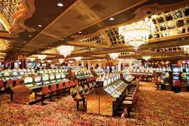 Experience The Excitement Of Trump Taj Mahal Atlantic City Have Fun And Excitement On The Casino Floor Trump Taj Mahal Atlantic City Casino Hotel