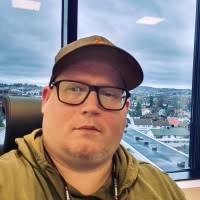 10+ "Daniel Holte" profiles