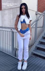 Vittoria Lazzari - Free nude pics, galleries & more at Babepedia